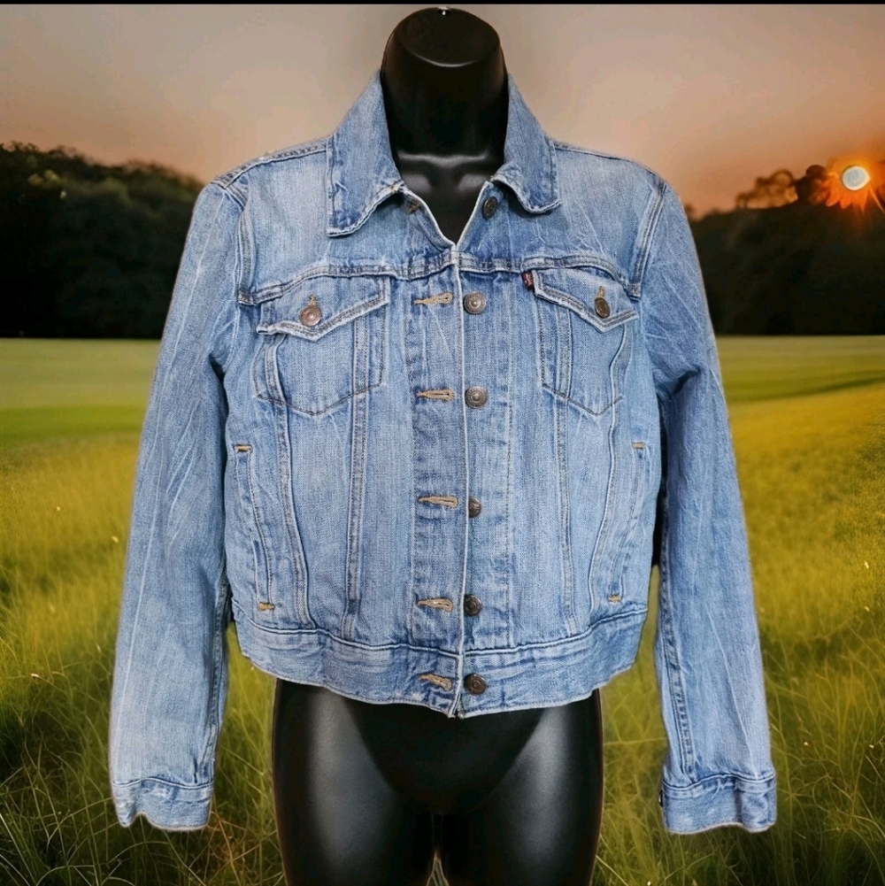 Vintage 1990s Levi’s Strauss Womens Large Jacket Distressed Blue Jean Denim READ